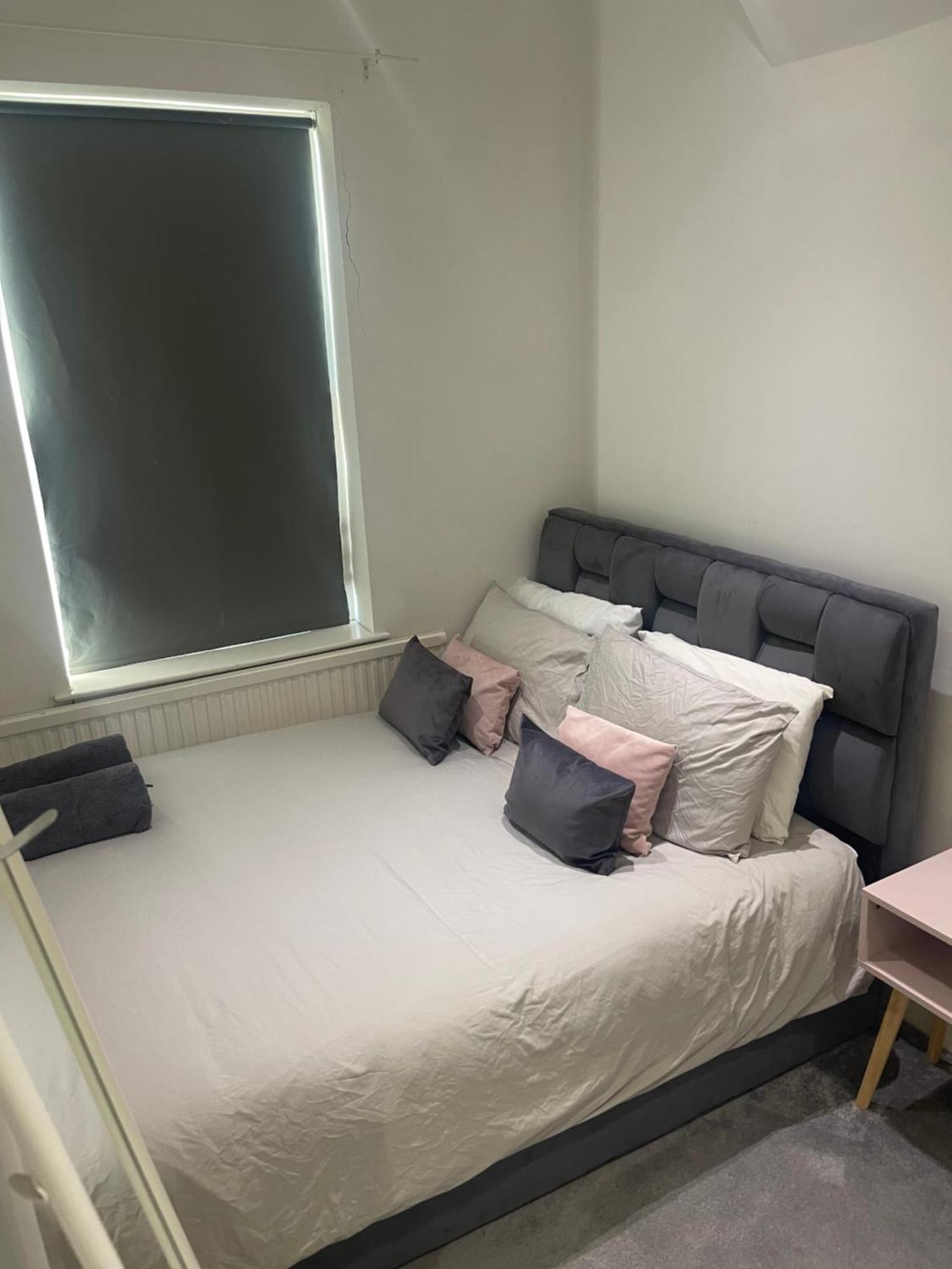 Apartment Spacious 2 Bedroom With Garden And Driveway Near Wimbledon